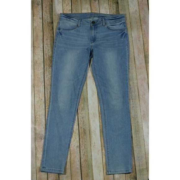 DL1961 Denim - DL1961 Emma Leggings Light Wash Riverside Skinny